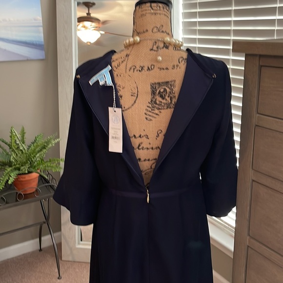 👗NWT👗 - Draper James Solid Keyhole Dress navy blue size 10 - Picture 7 of 13